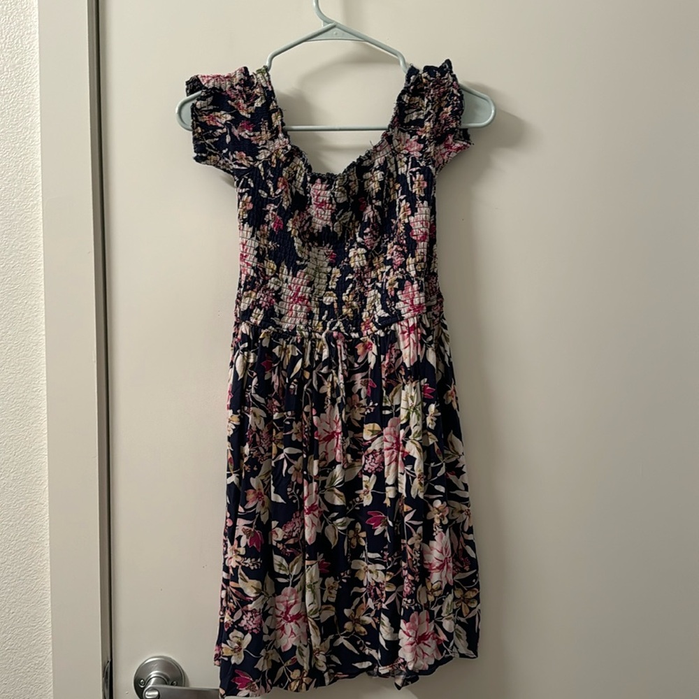 Off the shoulder dress with pockets